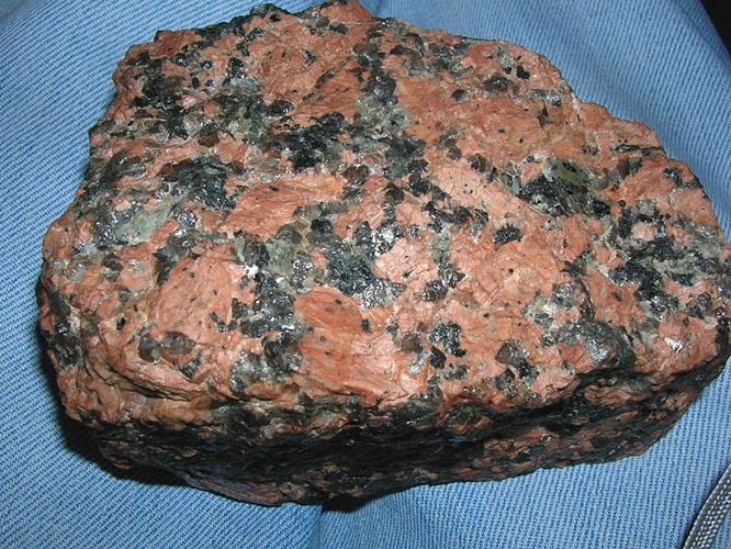 granite(alkalifeldspar)2019(2).jpg