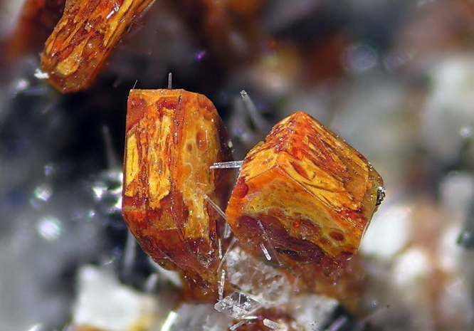 melilite1.jpg